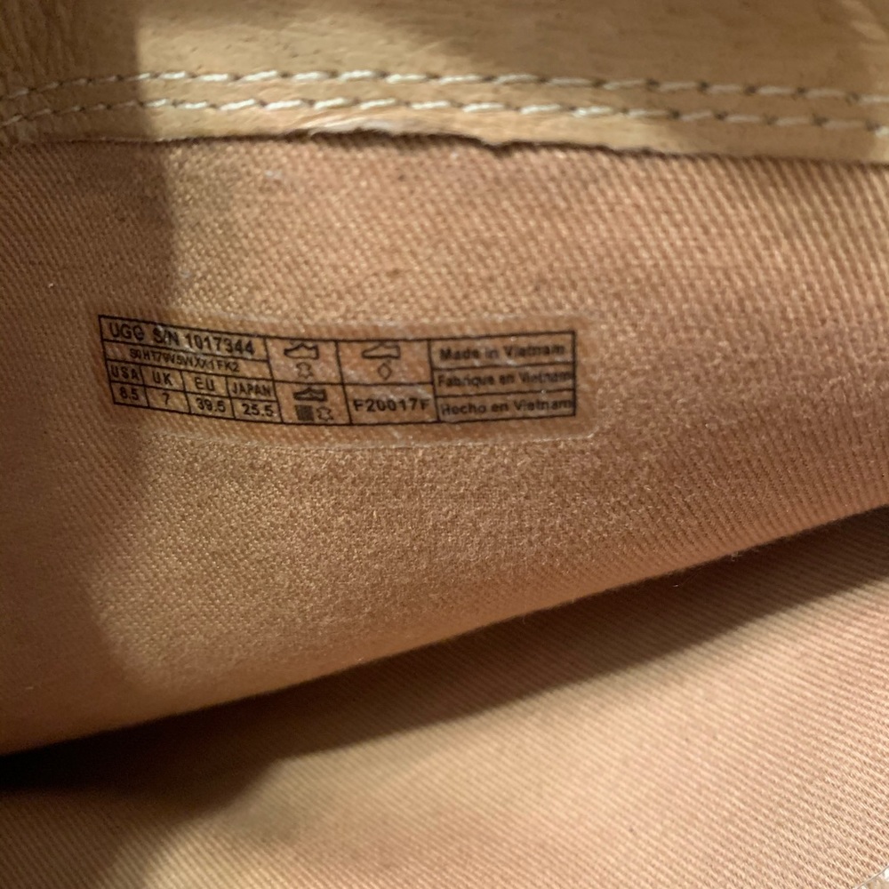 ugg gracen winter boot 👢 - Picture 7 of 7